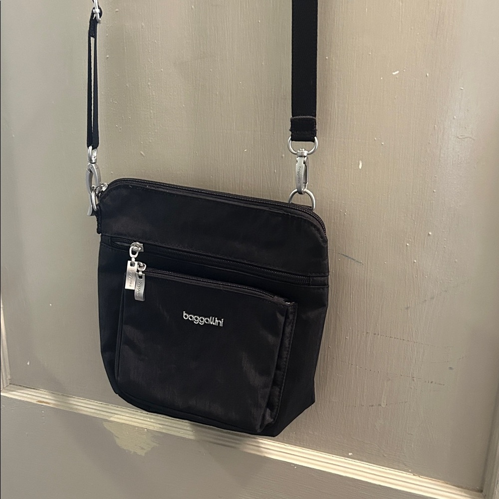 Baggallini Charcoal Messenger Bag